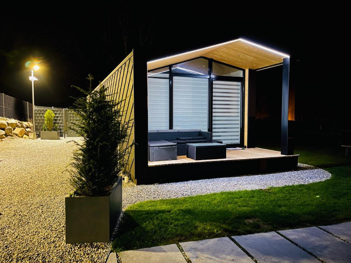Voralpen Lodge - Ferienhaus Mit Gym, Sauna & Hot Tub Traisen エクステリア 写真