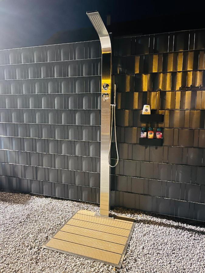 Voralpen Lodge - Ferienhaus Mit Gym, Sauna & Hot Tub Traisen エクステリア 写真